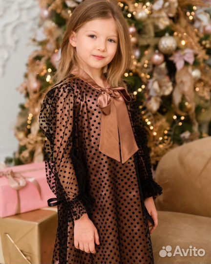 Платье праздничное на девочку 134