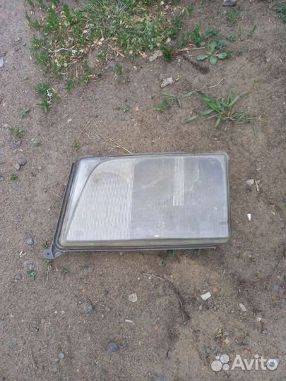 Стекло фары mercedes