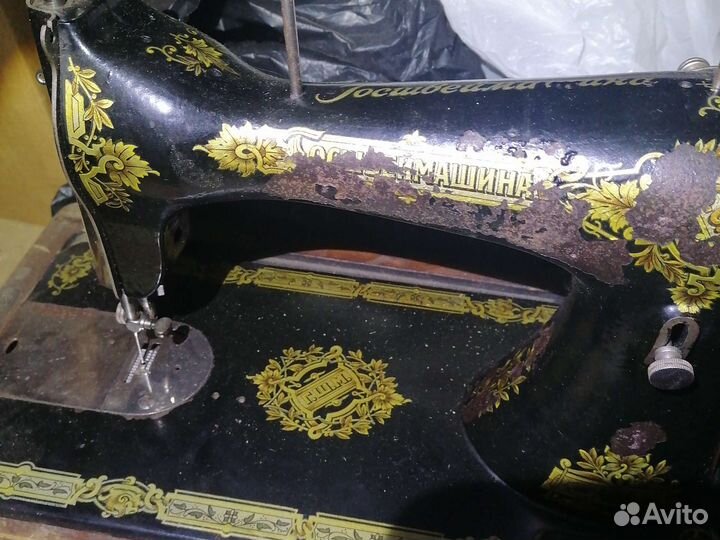 Швейная машинка