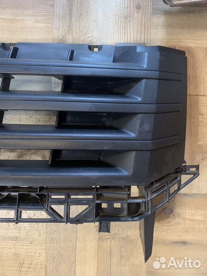 Решетка радиатора volkswagen крафтер