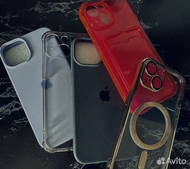 Чехлы на телефон iPhone 14