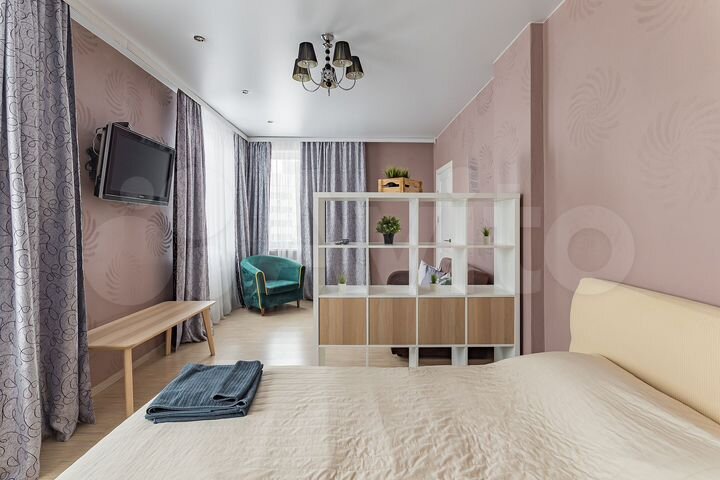 1-к. квартира, 42 м², 7/25 эт.