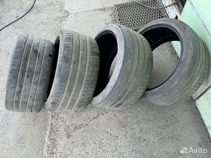 Vredestein Ultrac 295/35 R21