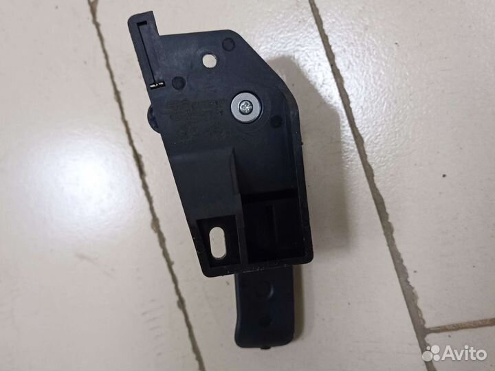 Ручка открывания капота с кронштейн VW,Skoda,seat