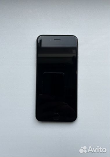 iPhone 6S, 64 ГБ