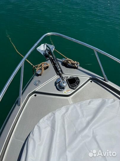 Моторная яхта Е30 Местонахождение Маон