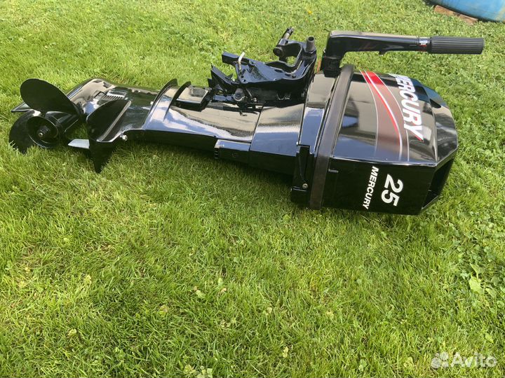 Лодочный мотор mercury 25