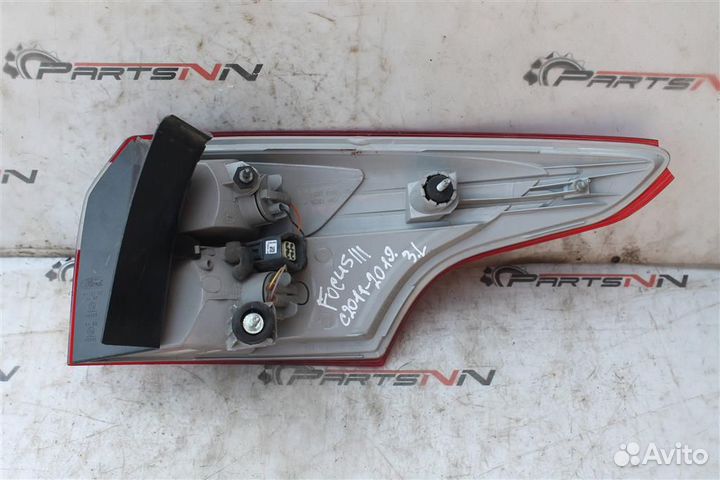 Фонарь задний левый Форд Фокус 3