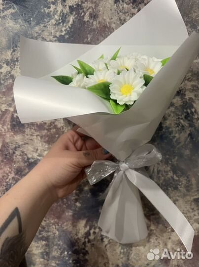 Букет ромашек из мыла