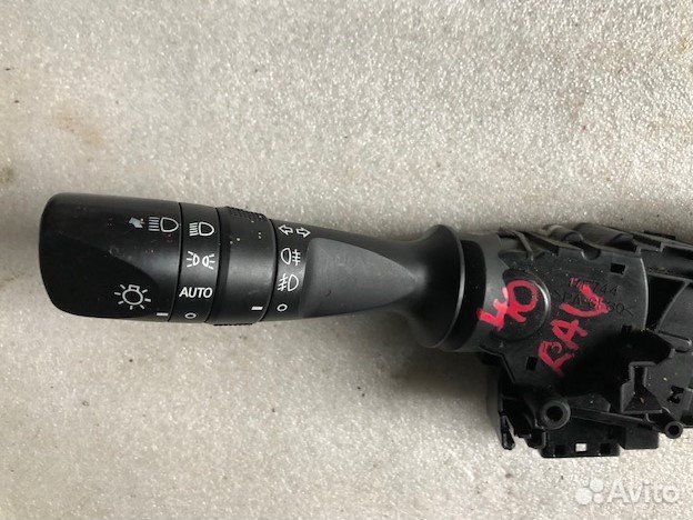 Переключатель подрулевой Toyota RAV4