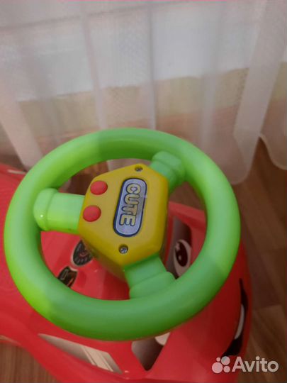 Машинка каталка толокар
