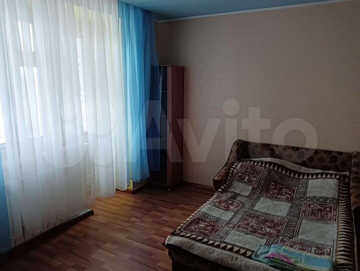 2-к. квартира, 45 м², 3/3 эт.