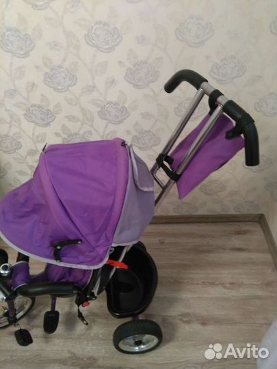 Трехколесный велосипед