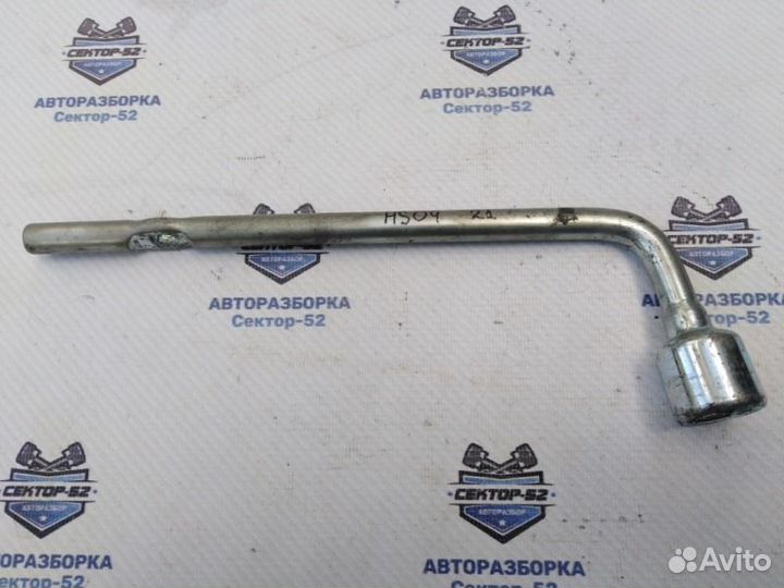 Ключ баллонный Hyundai Santa Fe 2 CM