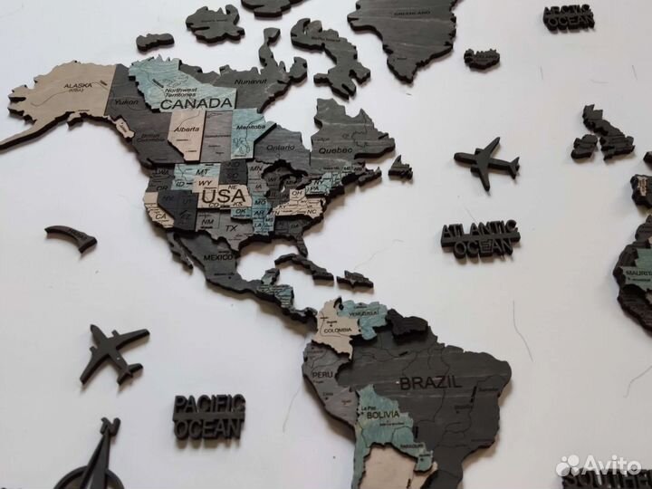 Карта мира настенная из дерева