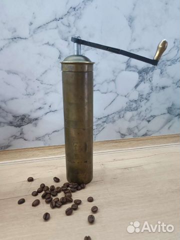 Шкатулка старинная. Необычная.19 начало 20 в