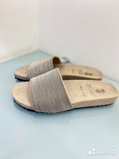 Шлепанцы женские