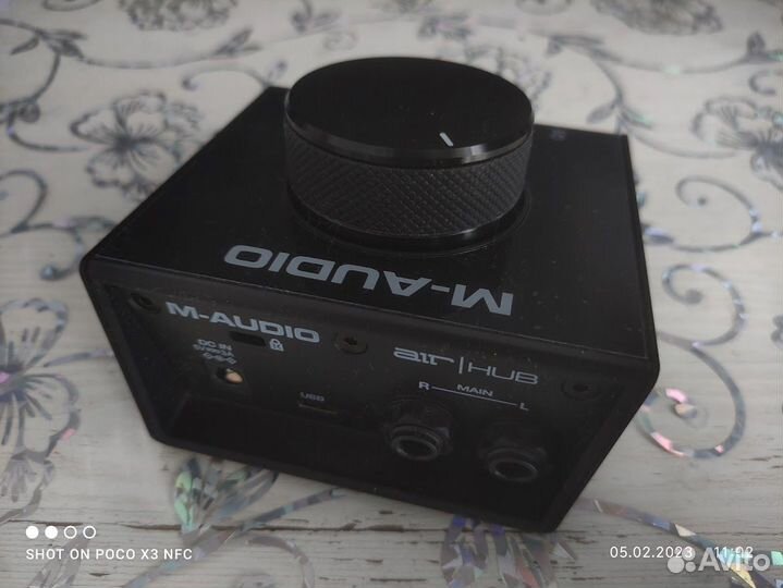 Аудиоинтерфейс / звуковая карта M-Audio Air Hub