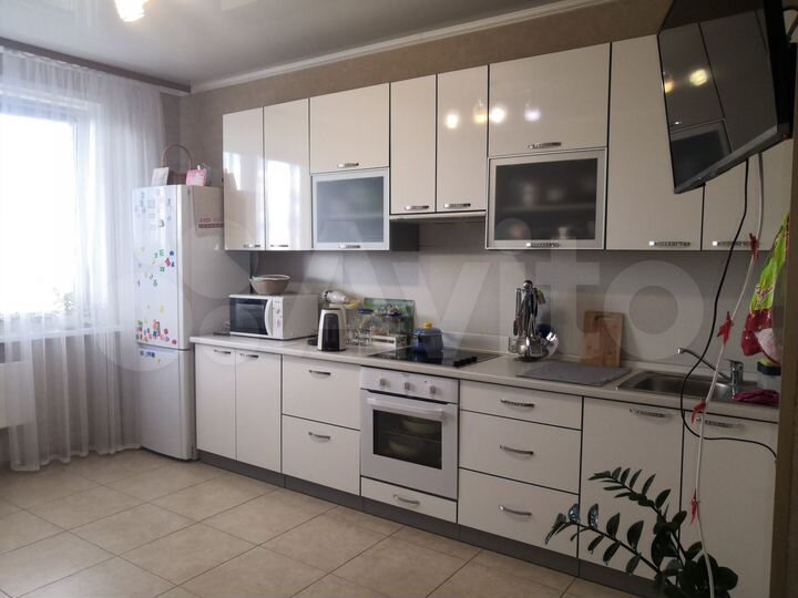 2-к. квартира, 68 м², 13/17 эт.
