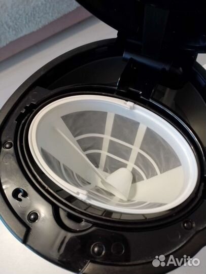 Кофеварка капельная новая