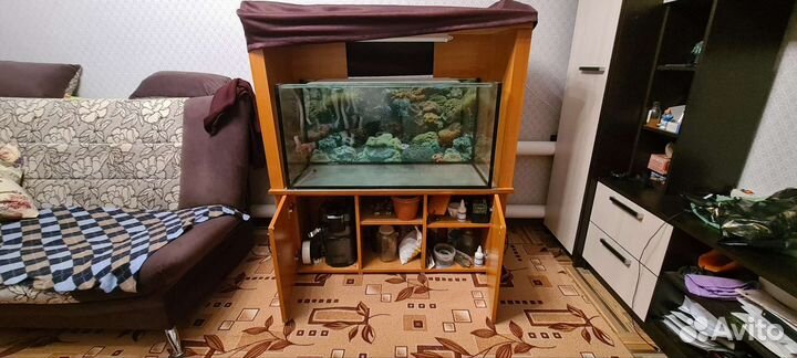 Аквариум на 200 литров с тумбой
