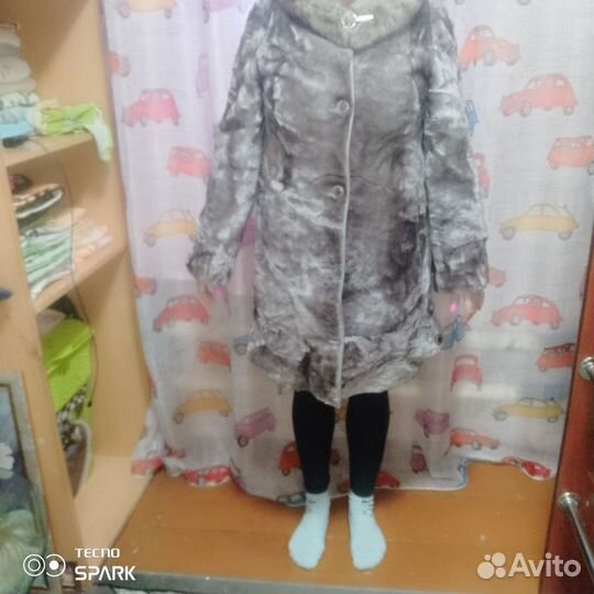 Шуба мутоновая с капюшоном 48 50