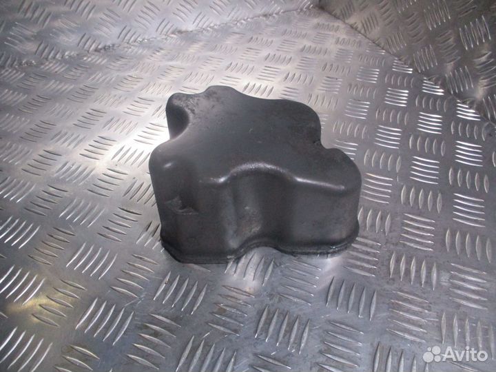 Клапанная крышка renault 5000658553