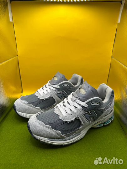 Кроссовки new balance 2002r LUX