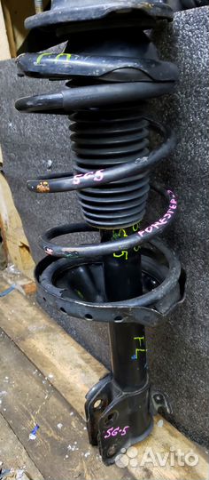 Стойка передняя левая subaru forester 2002-2007