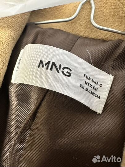 Пальто женское Mango