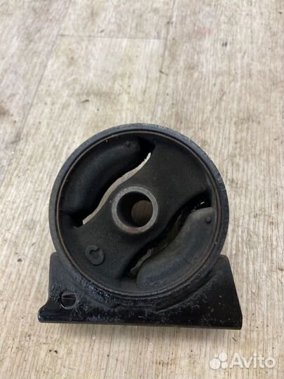 Опора (подушка) передняя Mitsubishi Lancer 10 CX2A