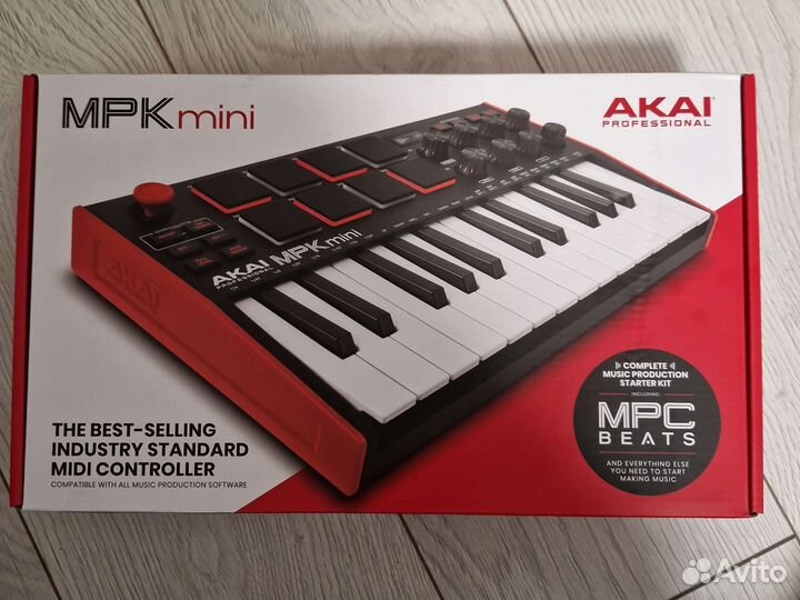 Midi клавиатура Akai MPK mini mk3