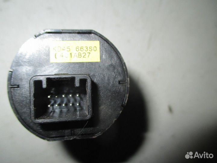 Кнопка запуска двигателя (Mazda CX-5)