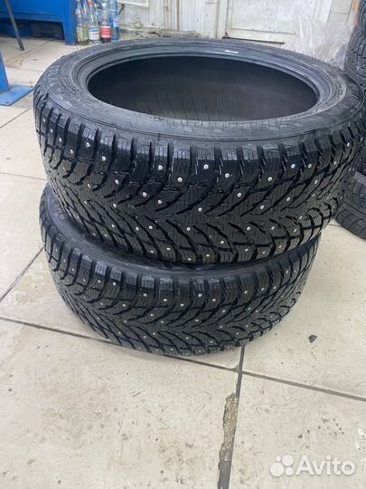 Nokian Tyres Hakkapeliitta 9 245/45 R19 и 285/40 R19