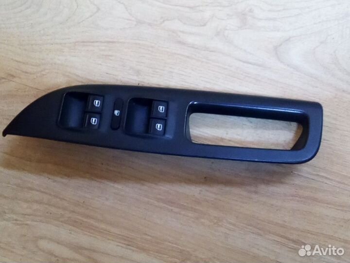 Блок управления стеклоподъемниками VAG 1Z0959858B