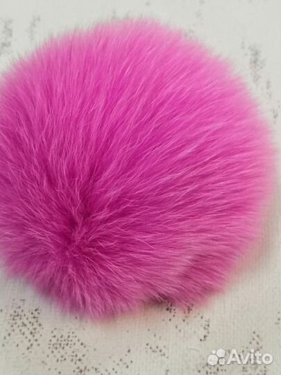 Меховые помпоны натуральные и искусственные