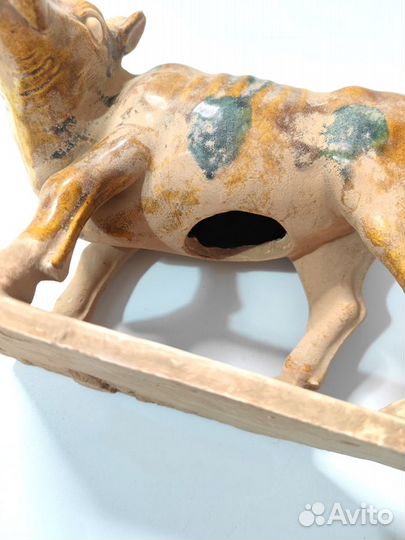 Статуэтка керамика сань-цай бык VII viii век Китай