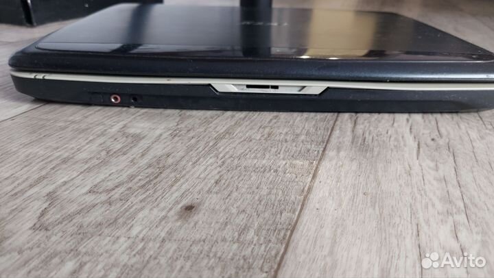 Ноутбук на запчасти