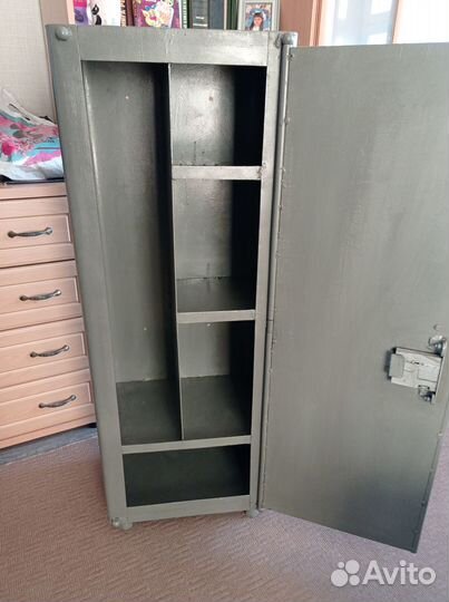 Оружейный сейф