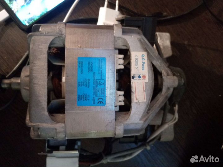 Двигататель стиральной машины