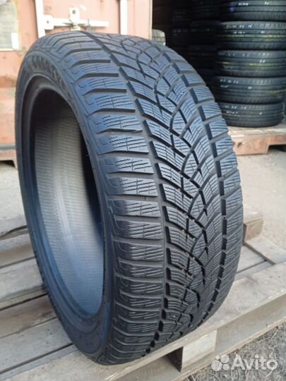 Goodyear UltraGrip Performance+ 235/45 R18