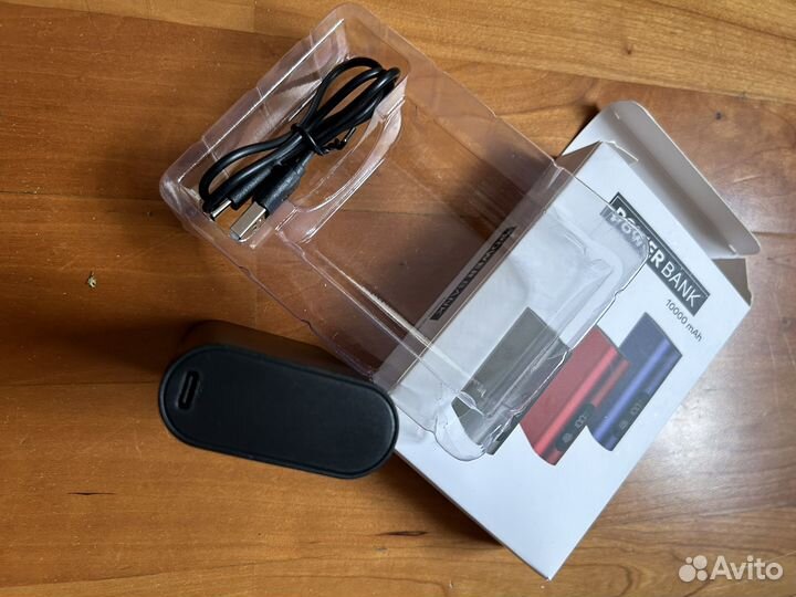 Powerbank новый 10000