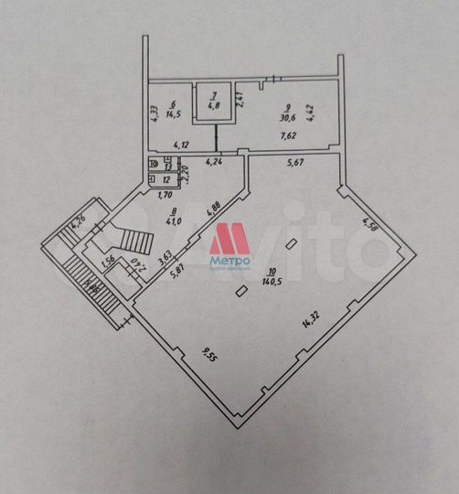 С отдельным входом 235 метров