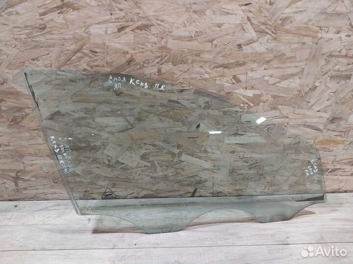 Стекло двери переднее правое Kia Ceed 1 ED