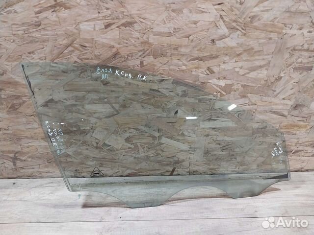 Стекло двери переднее правое Kia Ceed 1 ED