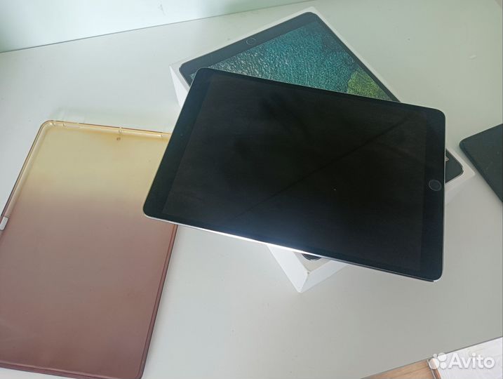 iPad pro 10.5 2018г