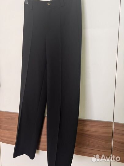 Прямые брюки zara со стрелками р.М