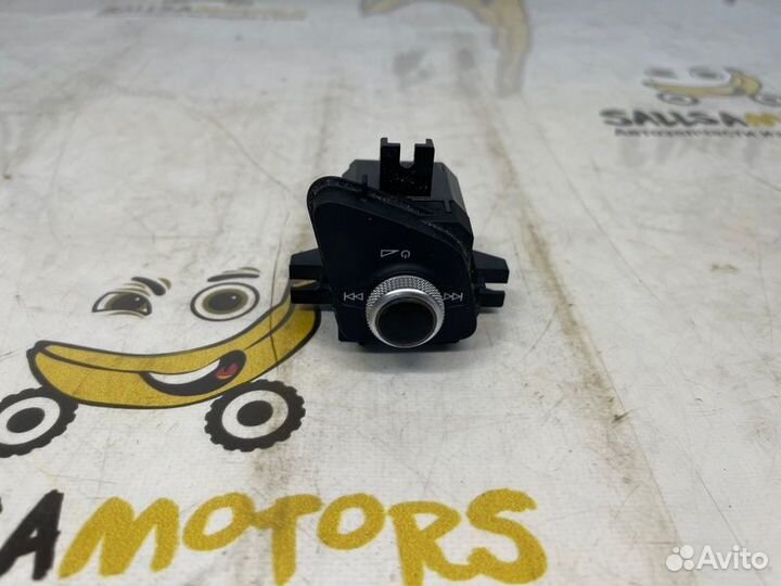 Кнопка Audi Q7 4M cyrb 2.0tfsi 2016