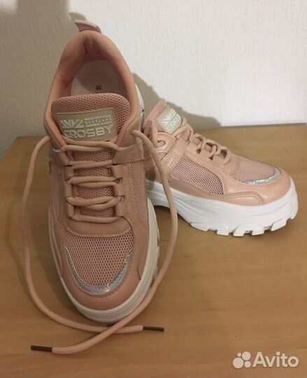 Кроссовки «crosby”