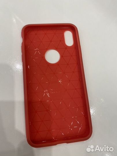 Чехлы на iPhone XS Max